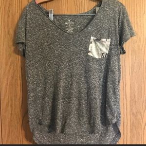 AEO V-NECK FAVORITE TEE